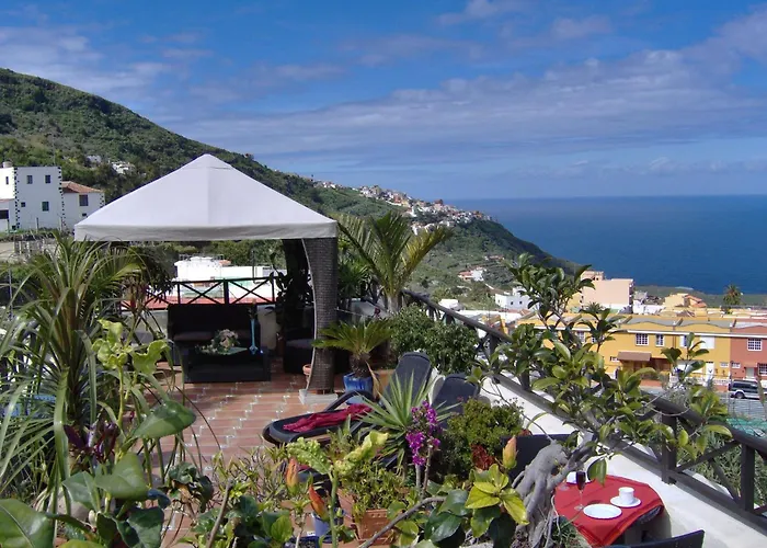 Rustic With Small Patio-terrace