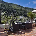 Daire Rustic With Small Patio-terrace *