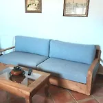 Rustic With Small Patio-terrace Daire